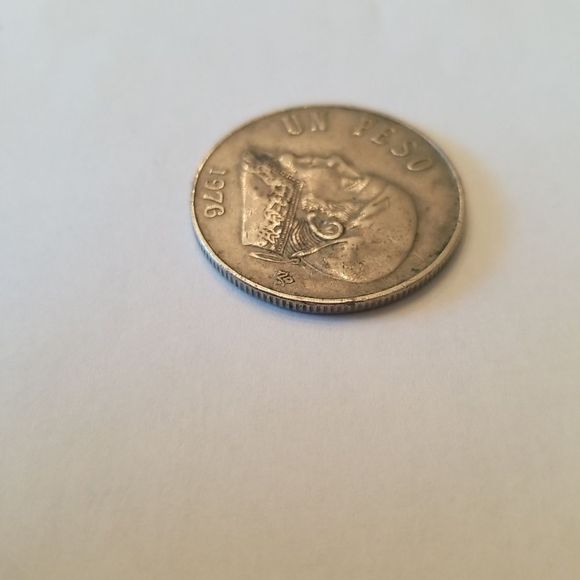 Un Peso 1976 Mexican Coin - Picture 5 of 9